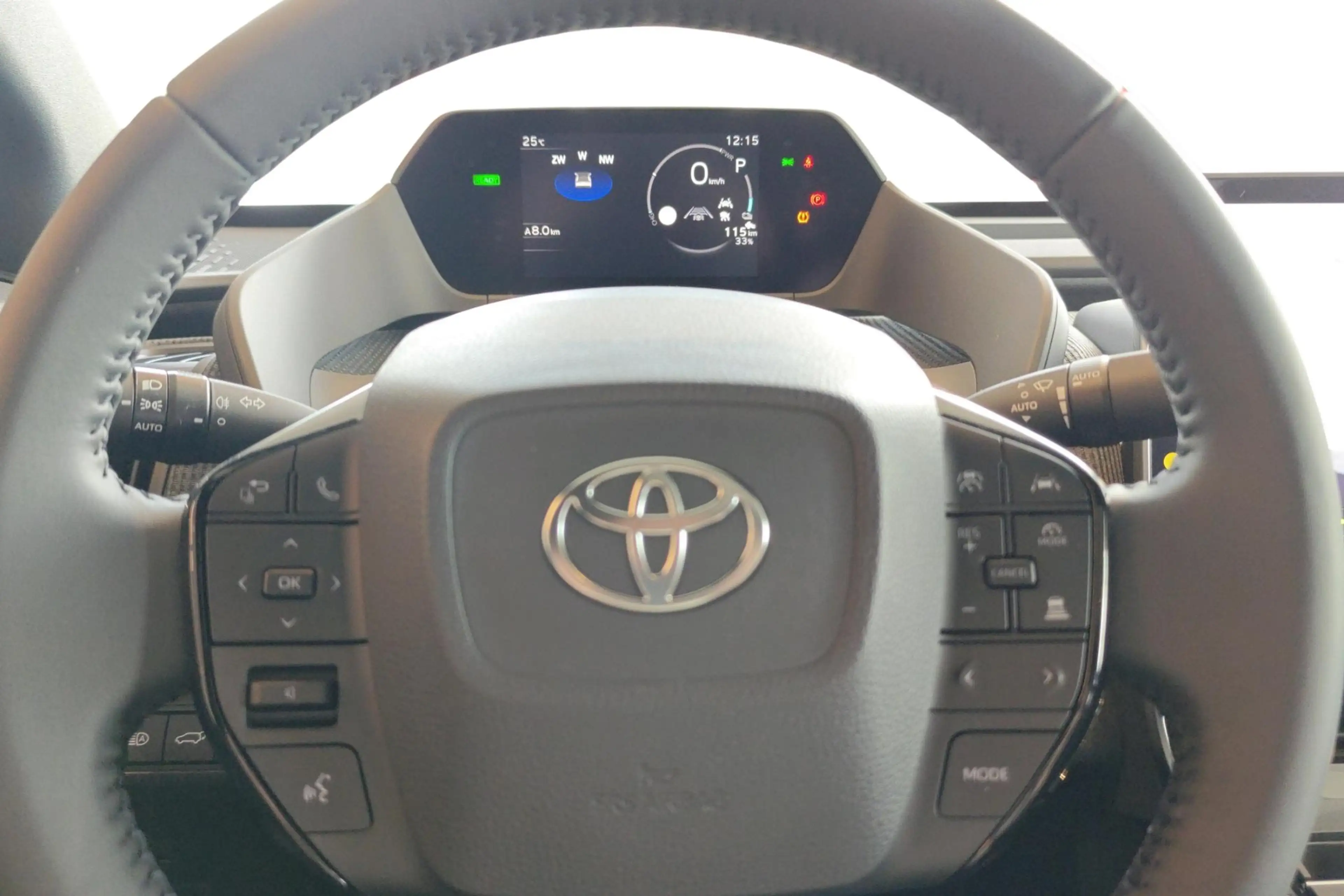 Toyota bZ4X 71.4 kWh 2WD Style Plus — photo 14