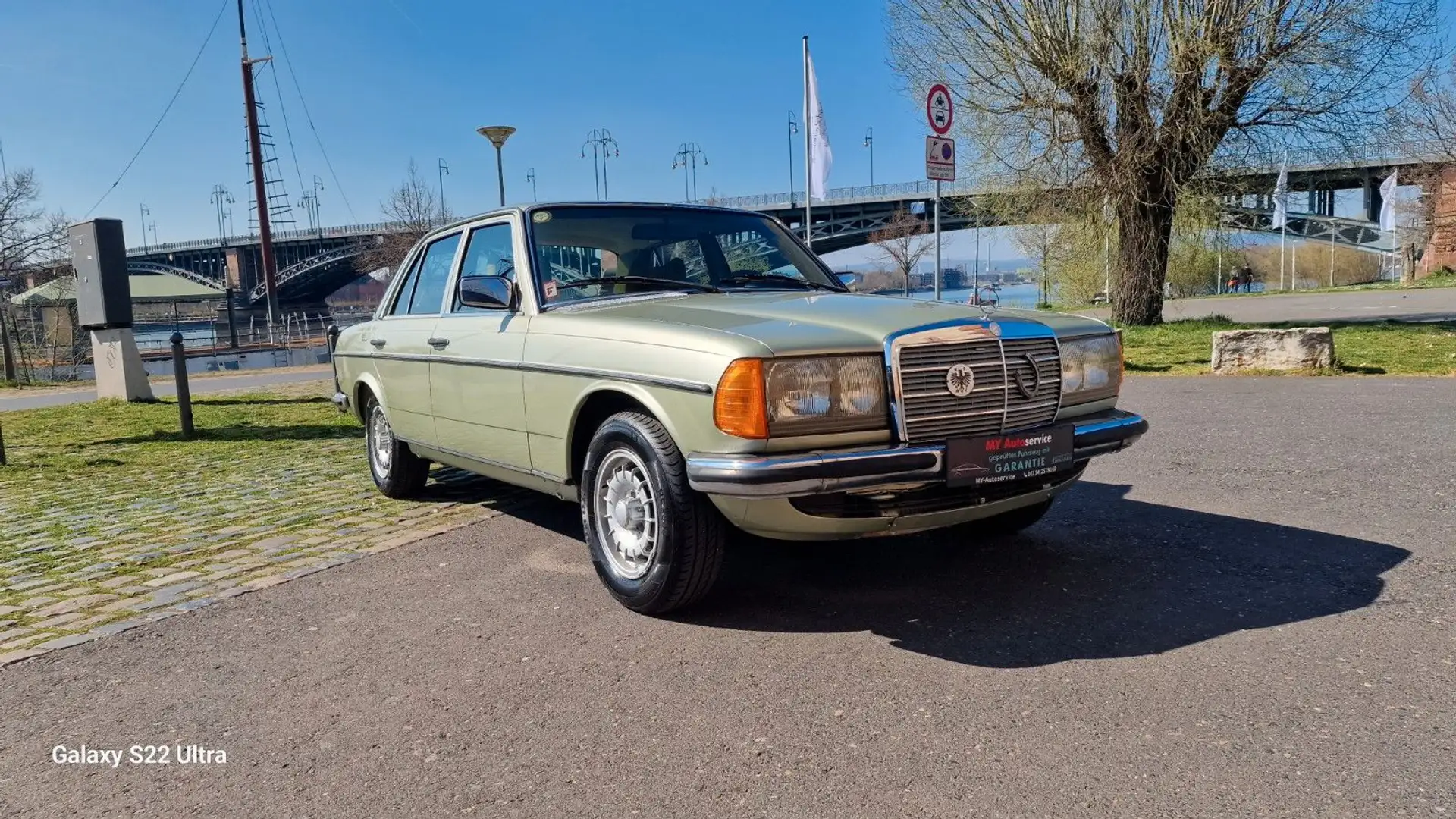 Mercedes-Benz 280 W123/Automatik/elfenster/klima/Zentralverieg - 2