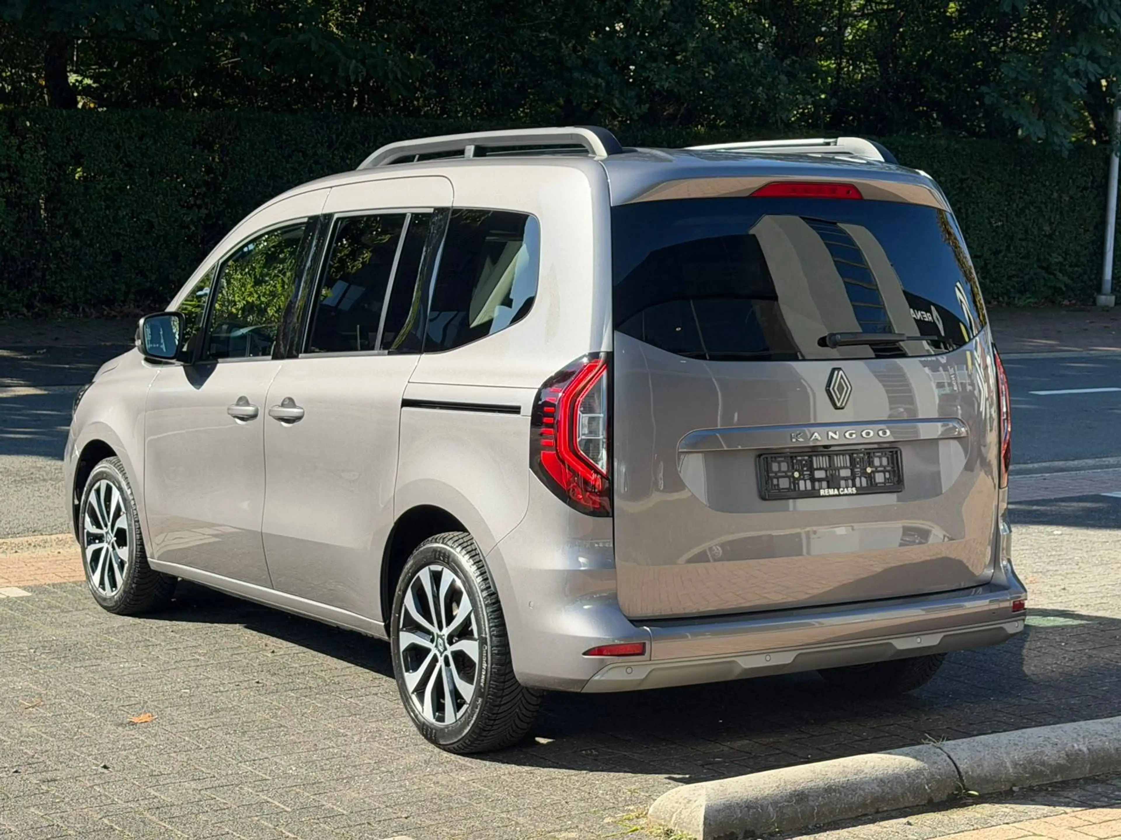 Renault Kangoo Grand Kangoo 1.5 Blue dCi Grand Techno 5pl. Grand Techno — photo 7