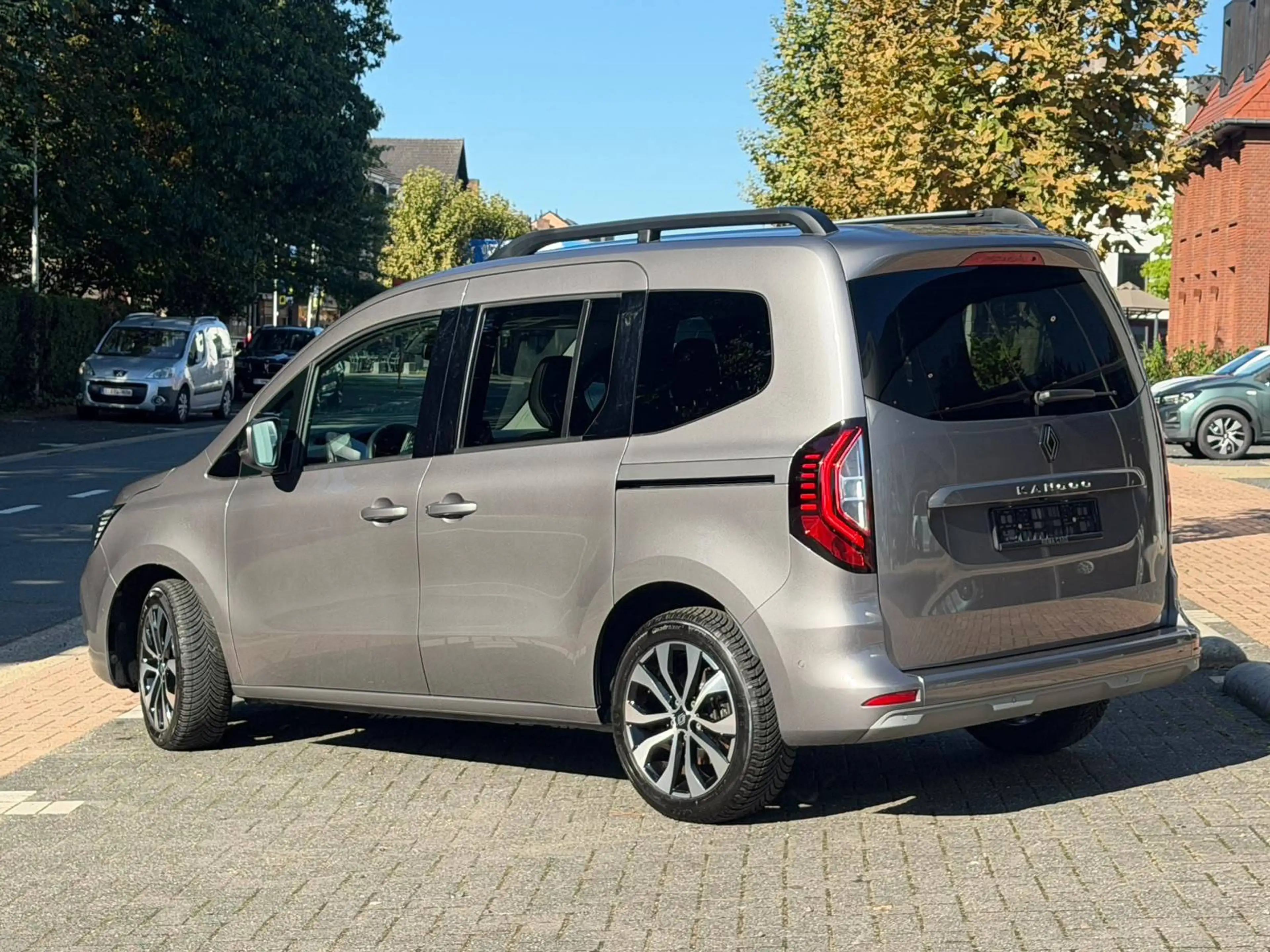 Renault Kangoo Grand Kangoo 1.5 Blue dCi Grand Techno 5pl. Grand Techno — photo 6