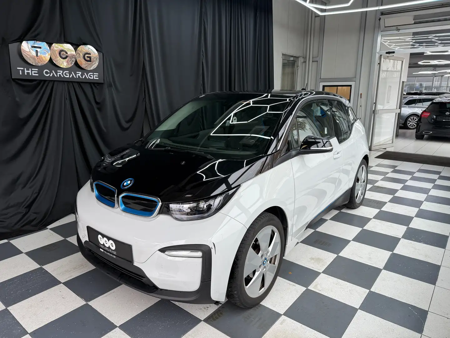BMW i3 Basis 1.Besitz Weiß - 1