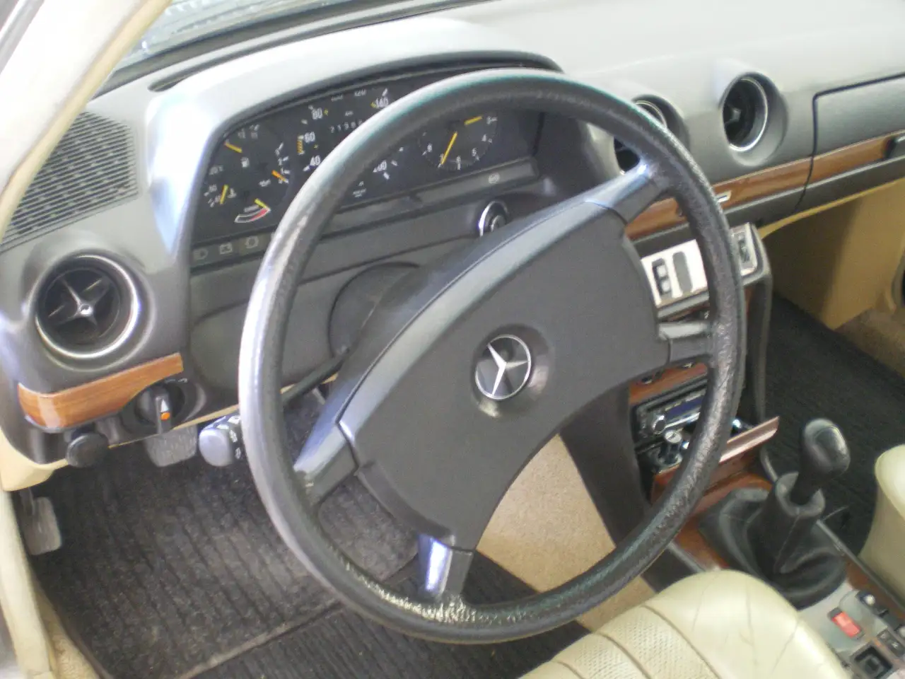 Mercedes-Benz 230 TE, foto 4