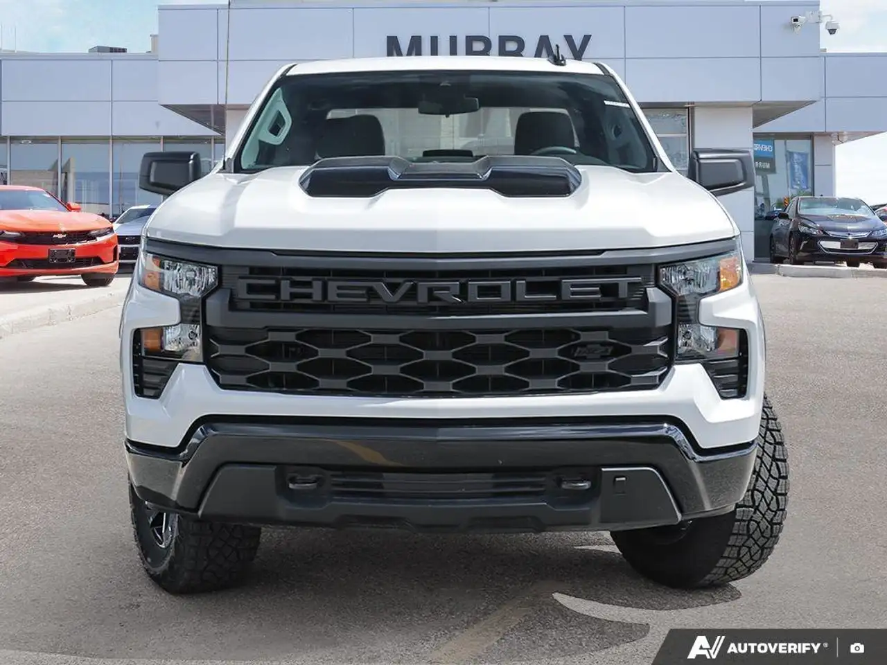 Chevrolet Silverado 1500 снимка Chevrolet Silverado 1500