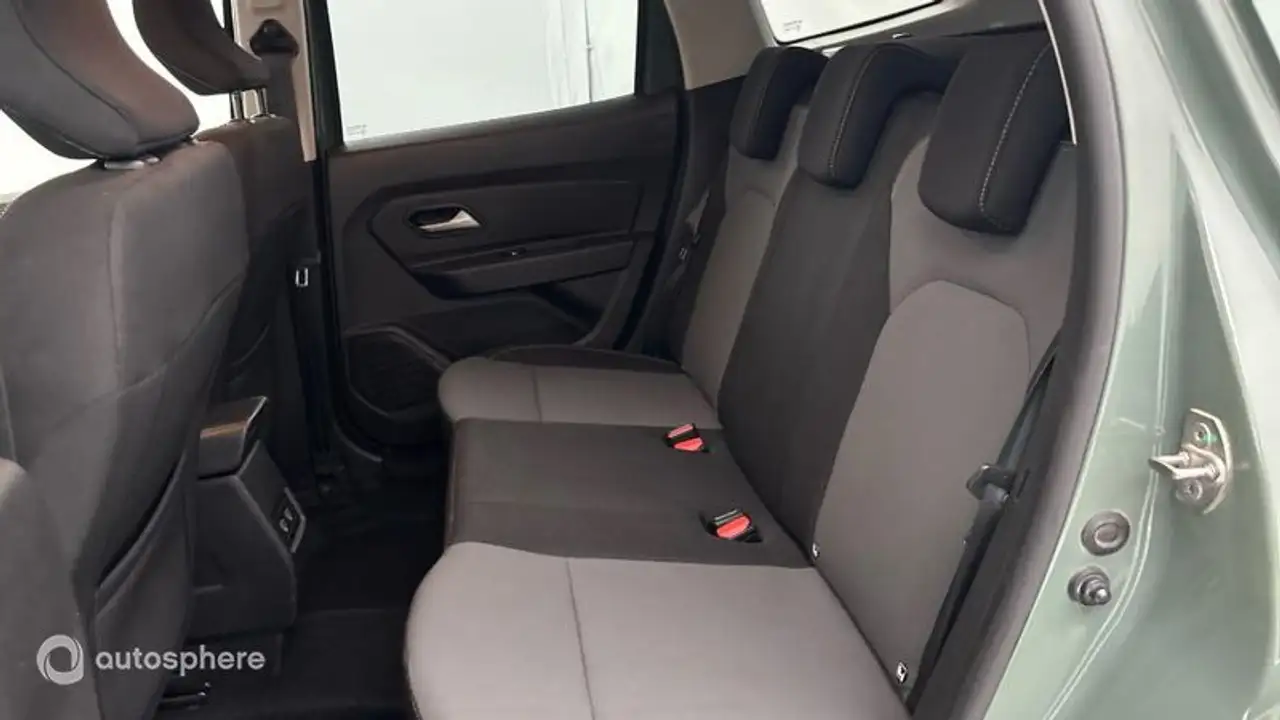 Dacia Duster — photo 13