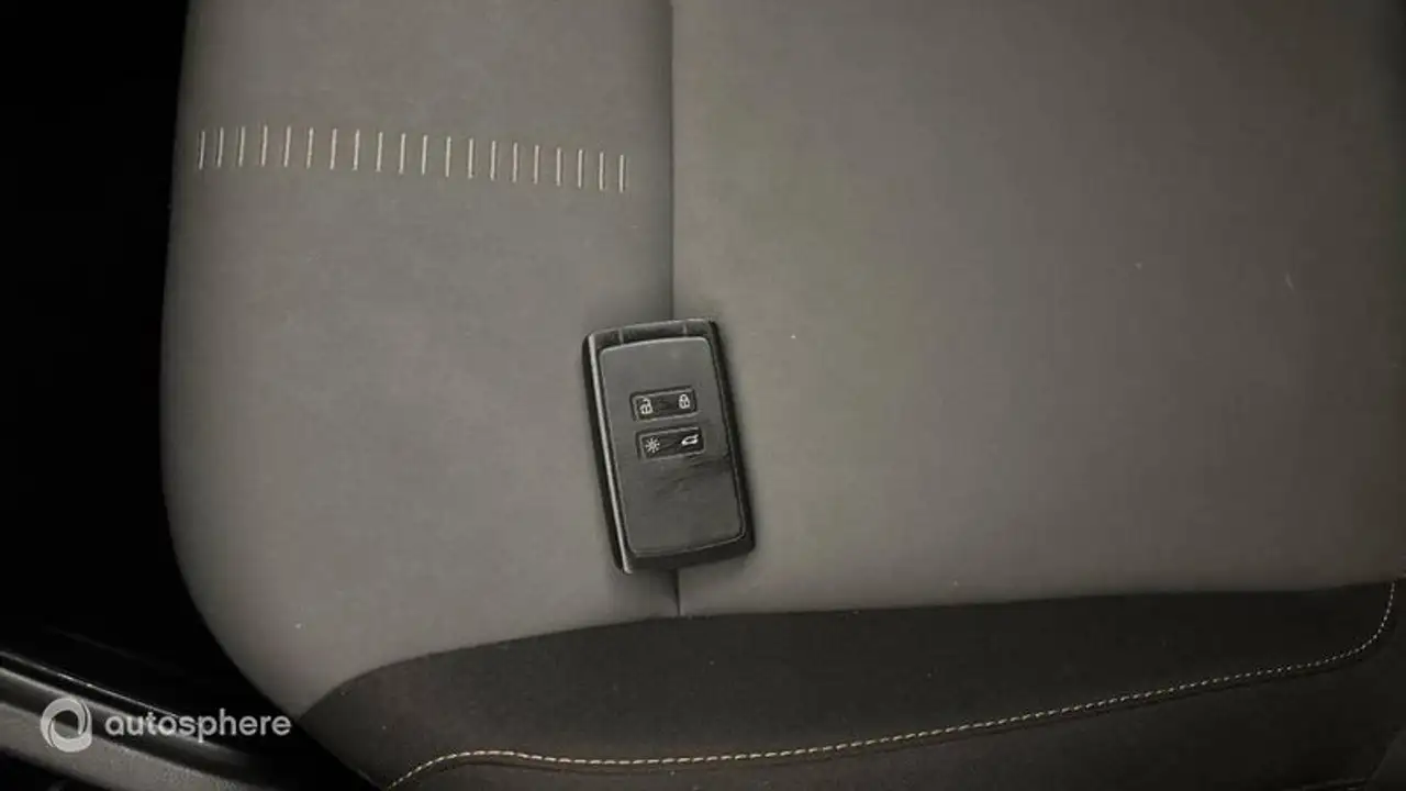 Dacia Duster — photo 16