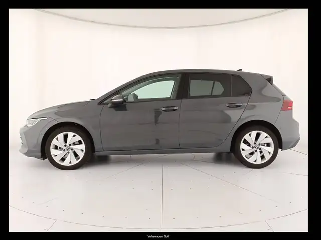 Volkswagen Golf view 3