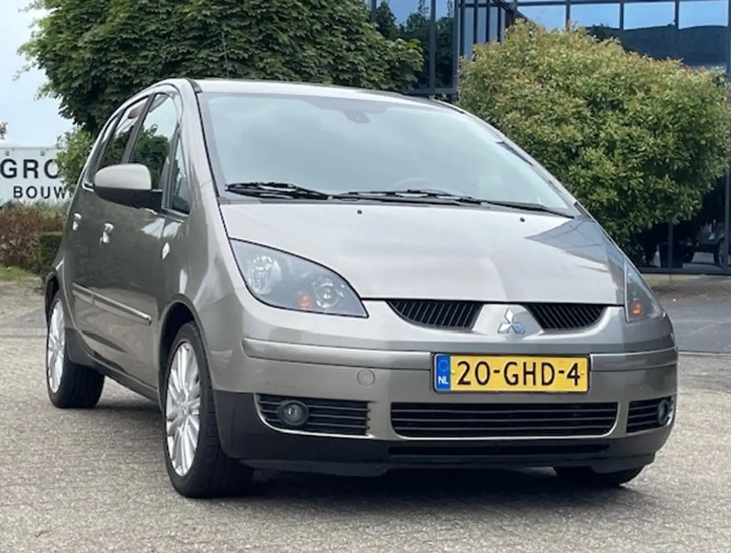 Mitsubishi Colt 1.5 Sky (APK tot 07/26) Beige - 2