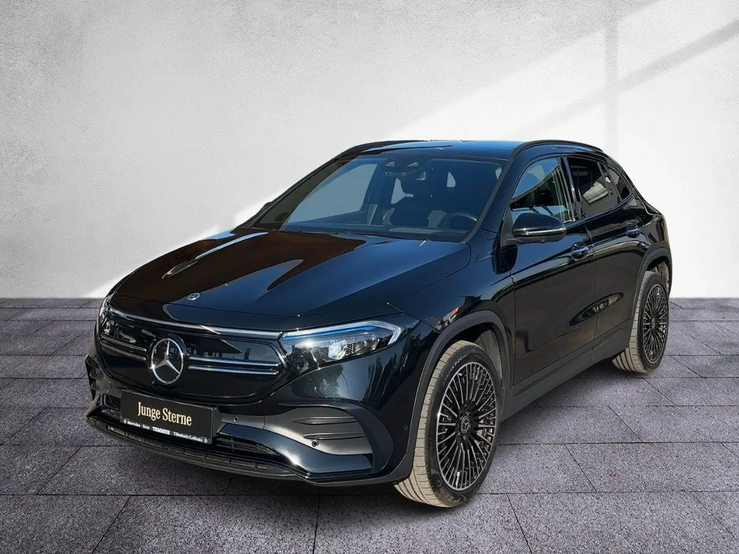 Mercedes-Benz EQA 250 AMG-Line NP: 66.202 Head Up DISTR PANO Schwarz - 2