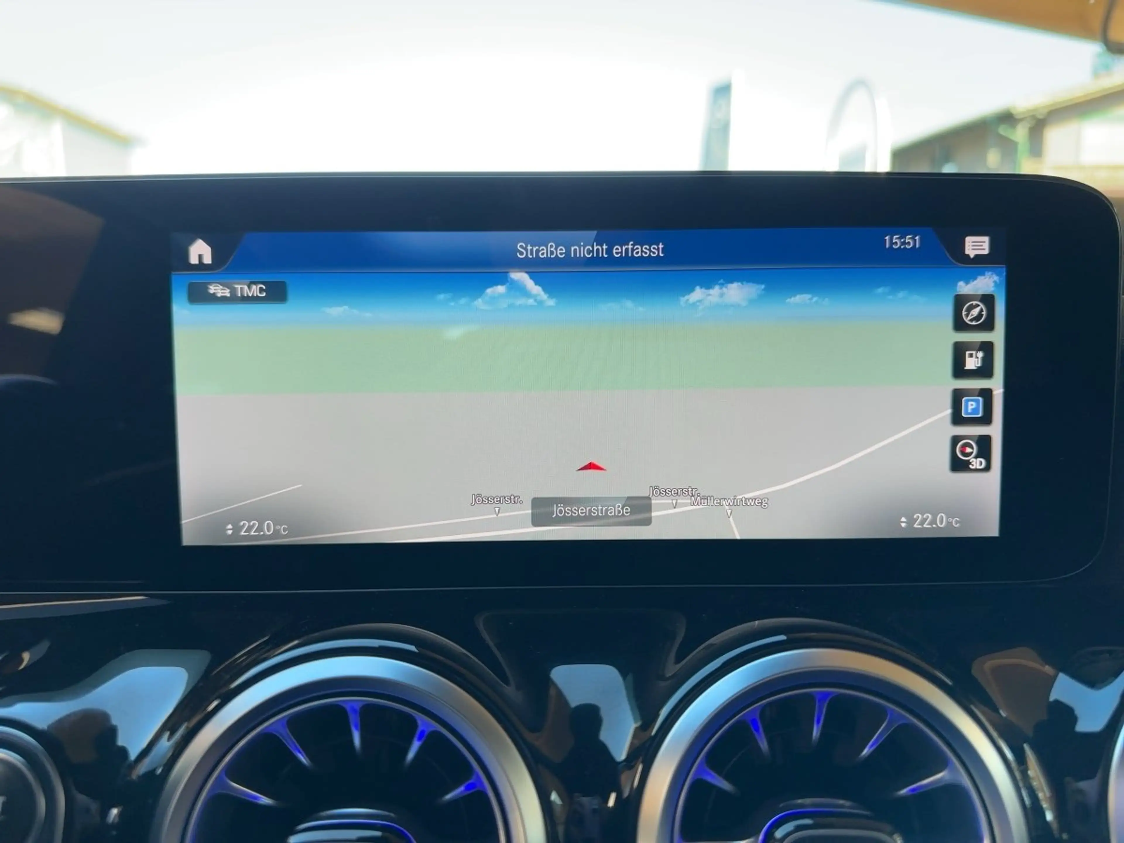 Mercedes-Benz EQA 250 AMG-Line NP: 66.202 ADVANCED+ DISTR PANO — photo 12