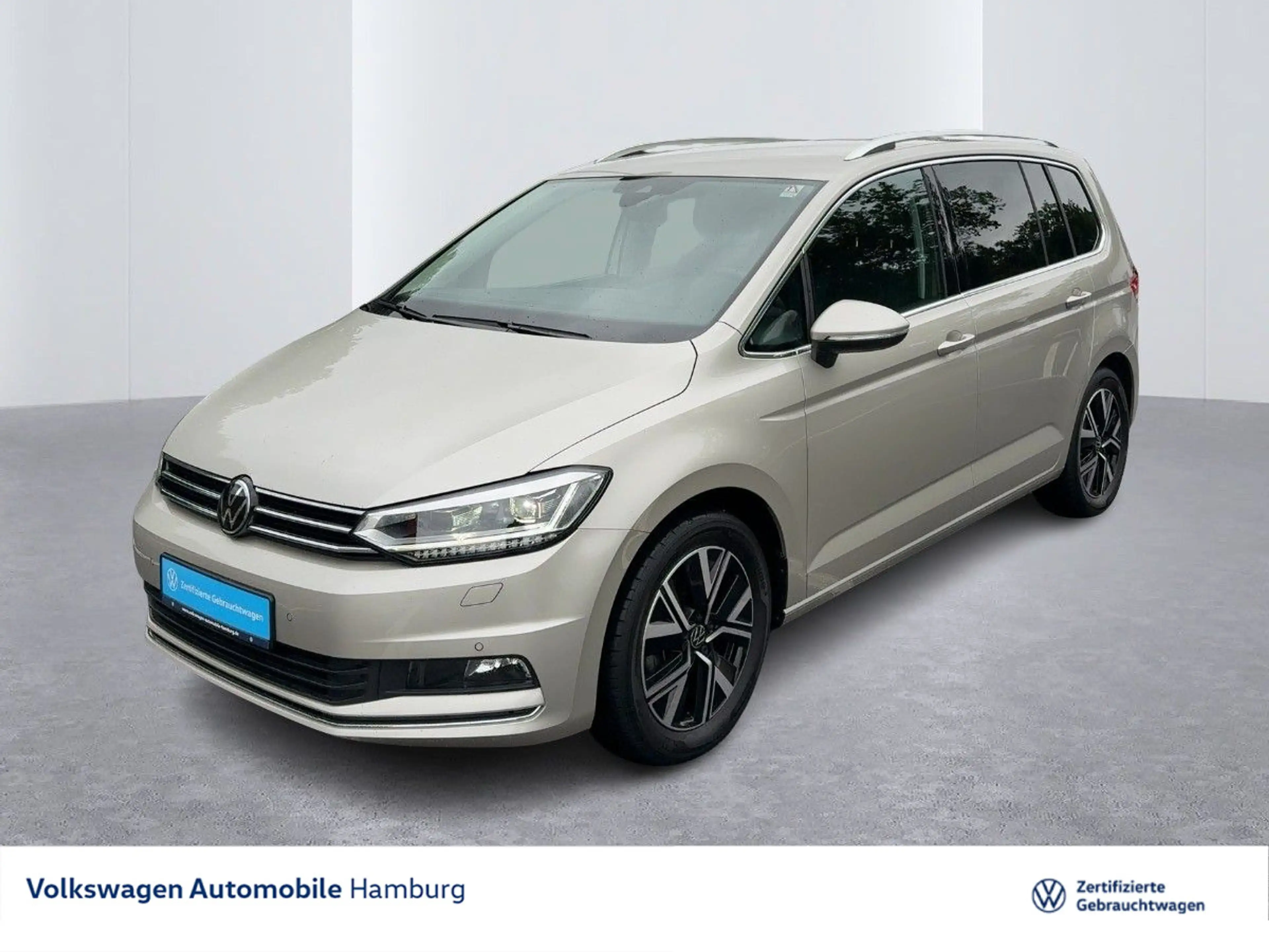 Volkswagen Touran 1.5 TSI Highline DSG LED AHK Kamera Massa