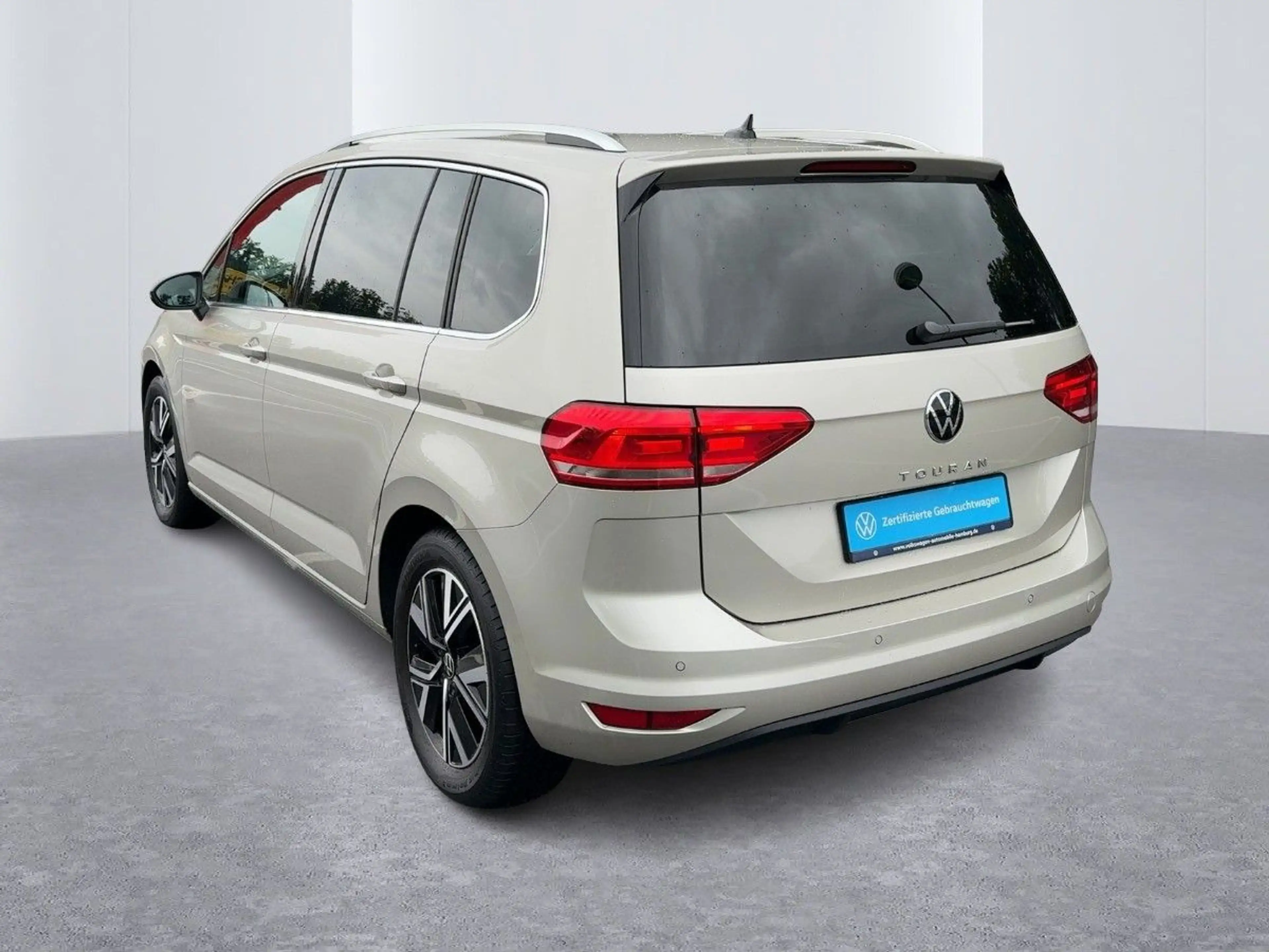 Volkswagen Touran 1.5 TSI Highline DSG LED AHK Kamera Massa — photo 3