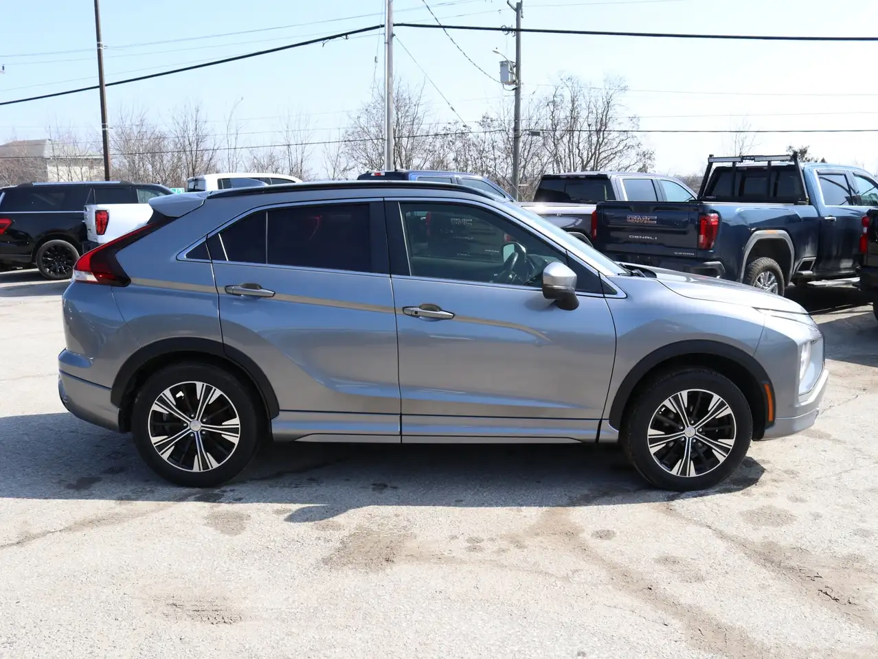 Mitsubishi Eclipse Cross снимка Mitsubishi Eclipse Cross