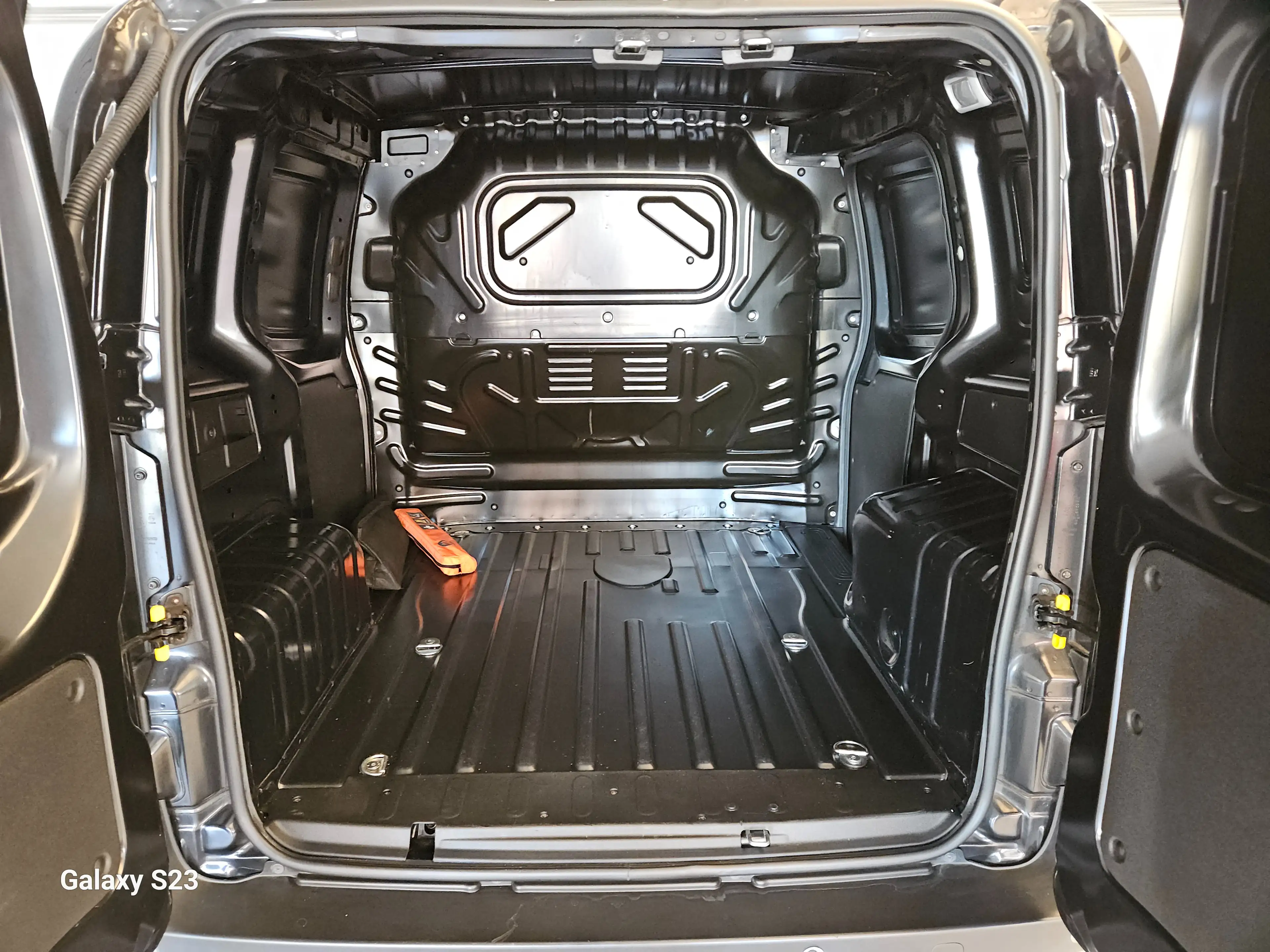Fiat Fiorino 1.3 Multijet 90CV | CLIM | CLOISON | 1ER PROPRIETAIRE | FULL CARNET — photo 10