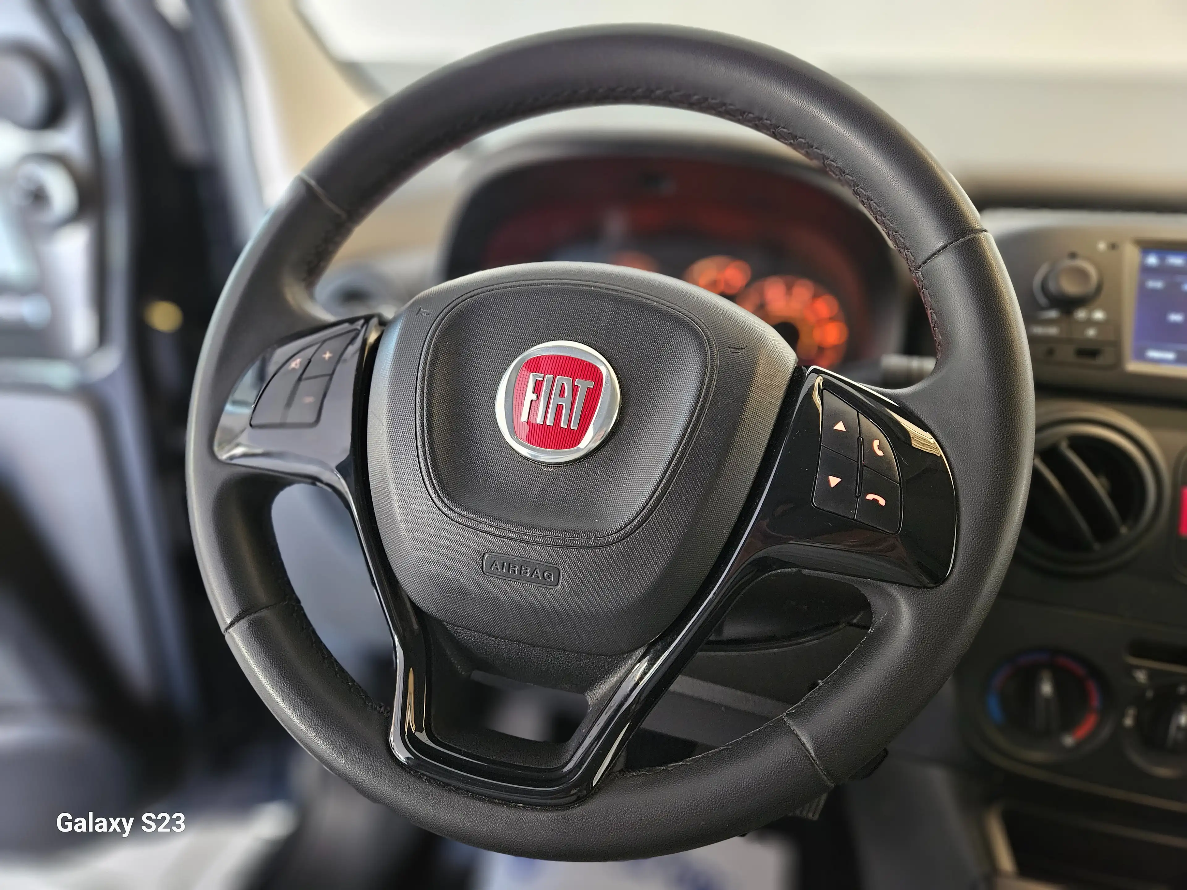 Fiat Fiorino 1.3 Multijet 90CV | CLIM | CLOISON | 1ER PROPRIETAIRE | FULL CARNET — photo 13