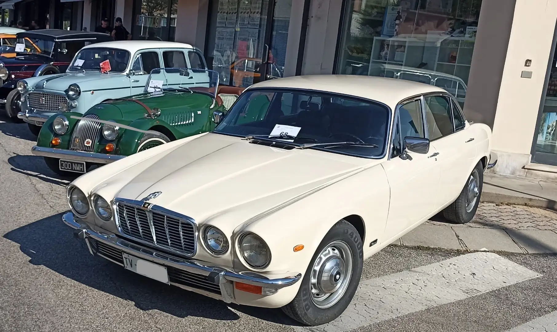 Jaguar XJ 4.2 Serie III Beige - 1