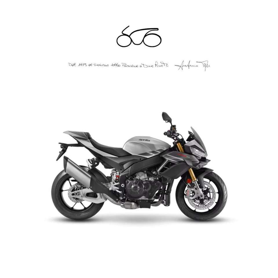 Aprilia Tuono v4 1100