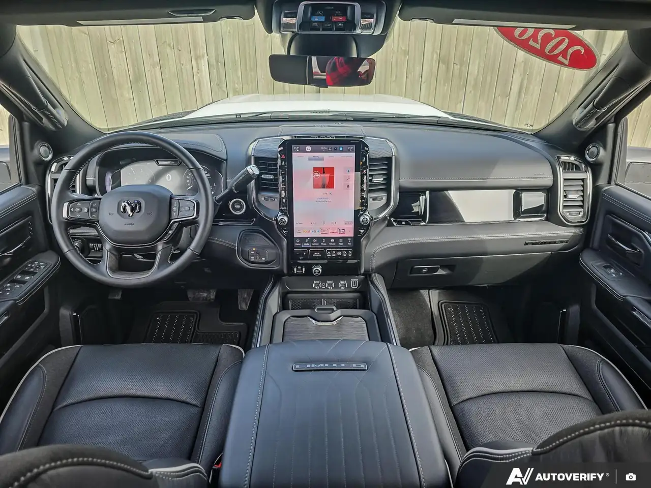 RAM 2500 снимка RAM 2500