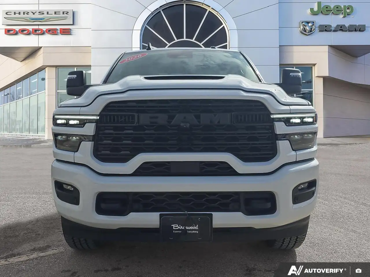 RAM 2500 снимка RAM 2500