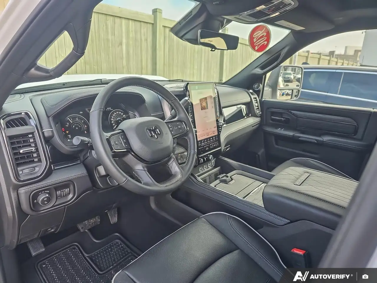RAM 2500 снимка RAM 2500