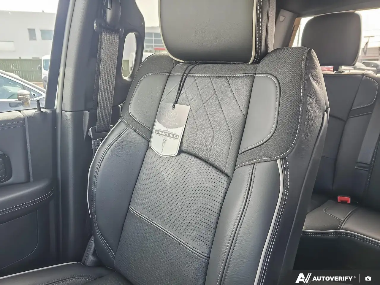 RAM 2500 снимка RAM 2500