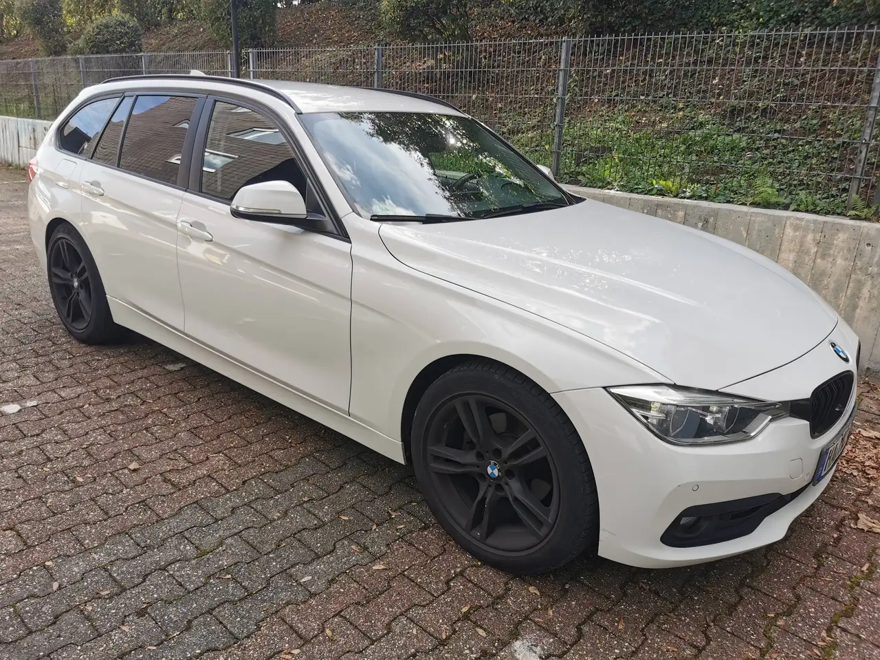 BMW 320