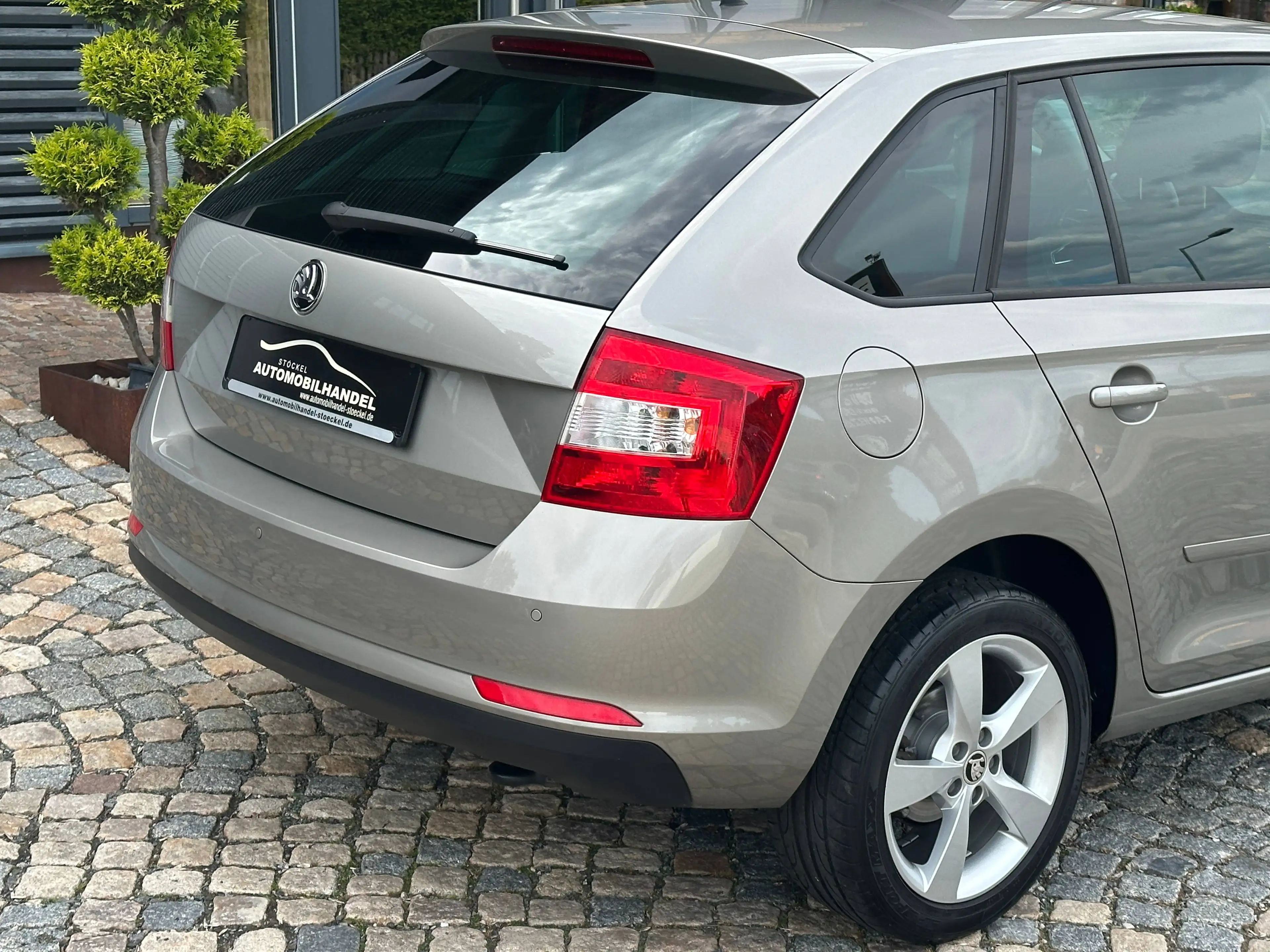 Skoda Rapid/Spaceback 1.2 TSI Spaceback Drive +LED+PDC+SITZHEIZUNG+GARA+ — photo 6