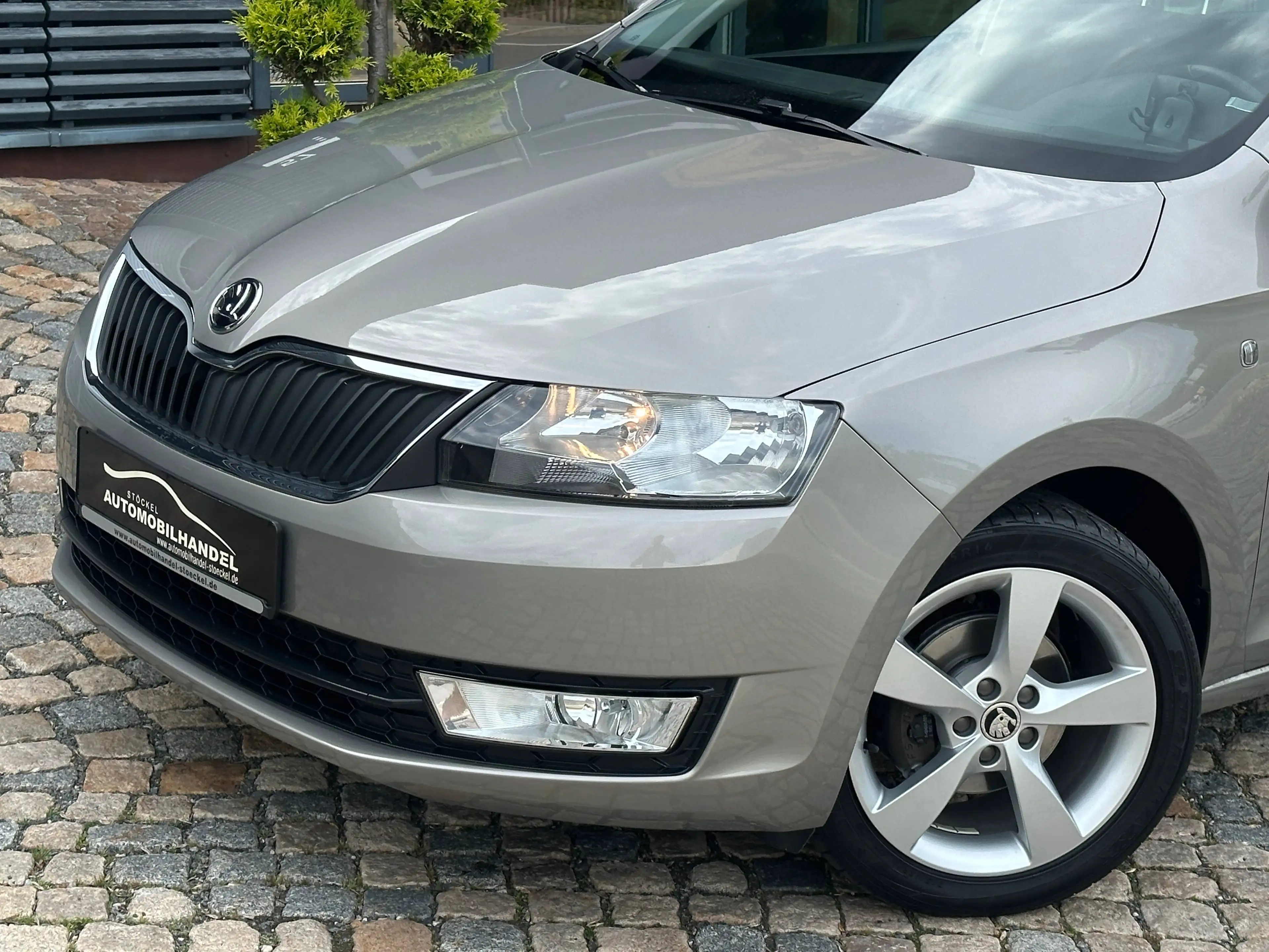 Skoda Rapid/Spaceback 1.2 TSI Spaceback Drive +LED+PDC+SITZHEIZUNG+GARA+ — photo 5