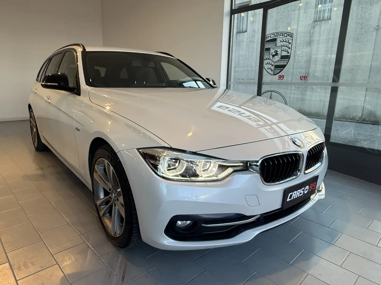 BMW 318 318d Touring Sport auto Blanco - 1