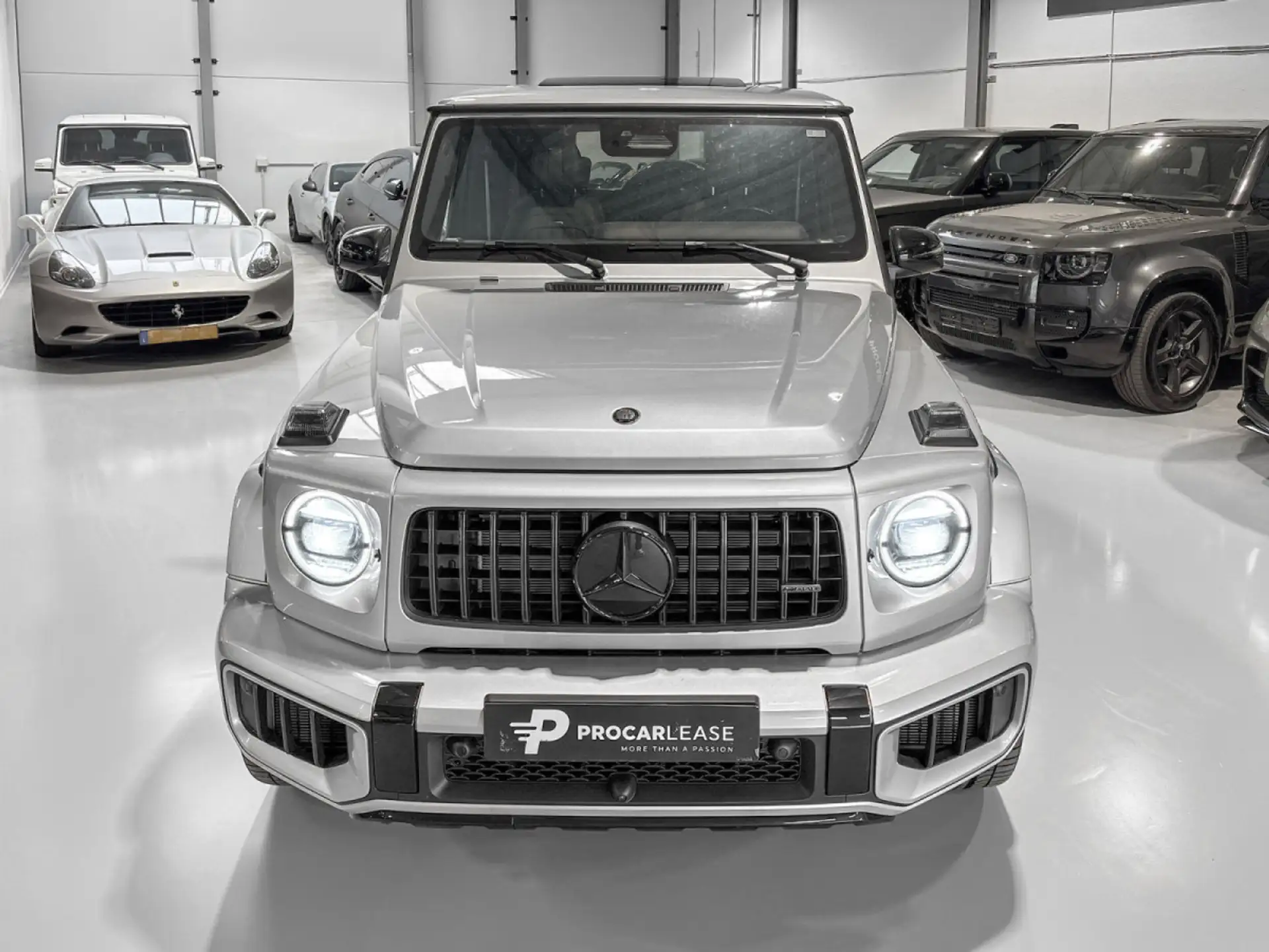 벤츠 G-Class G 63 AMG 2026 화이트 사진 3