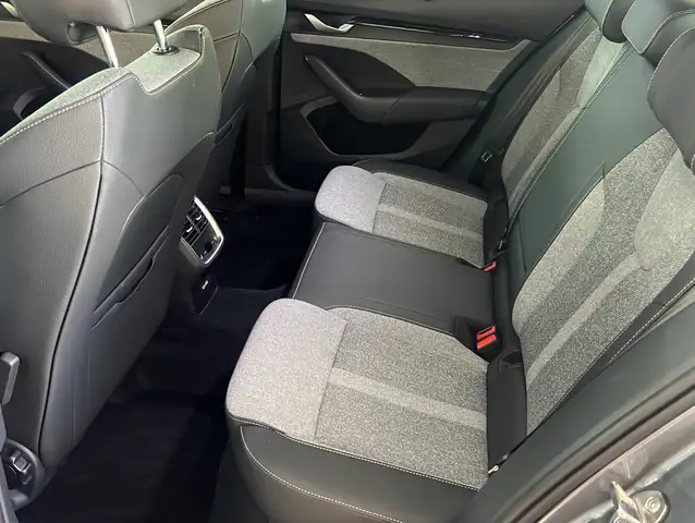 Skoda Octavia view 14