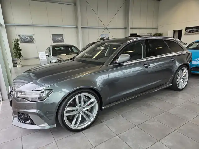 Audi RS6 view 6