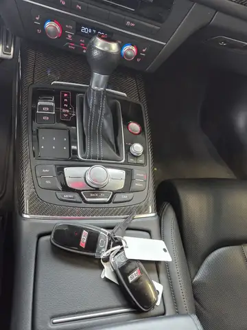 Audi RS6 view 14