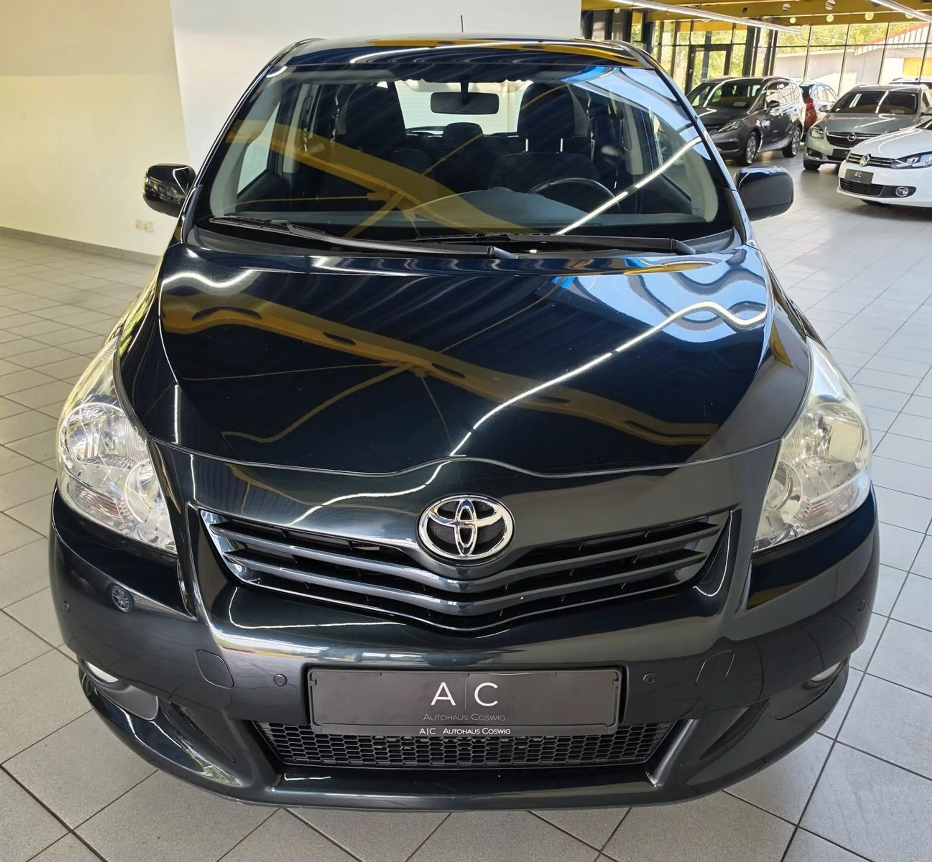 Toyota Verso Travel,Automatik,Navi,7-Sitzer,2.Hand — photo 5