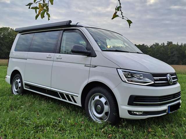 Imagine Volkswagen T6 California Ocean