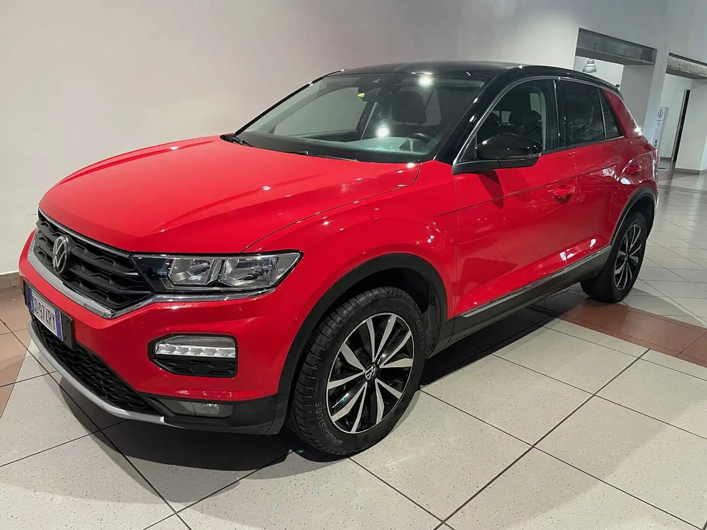 Volkswagen T-Roc 1.5 TSI ACT DSG Style BlueMotion Technology Red - 1