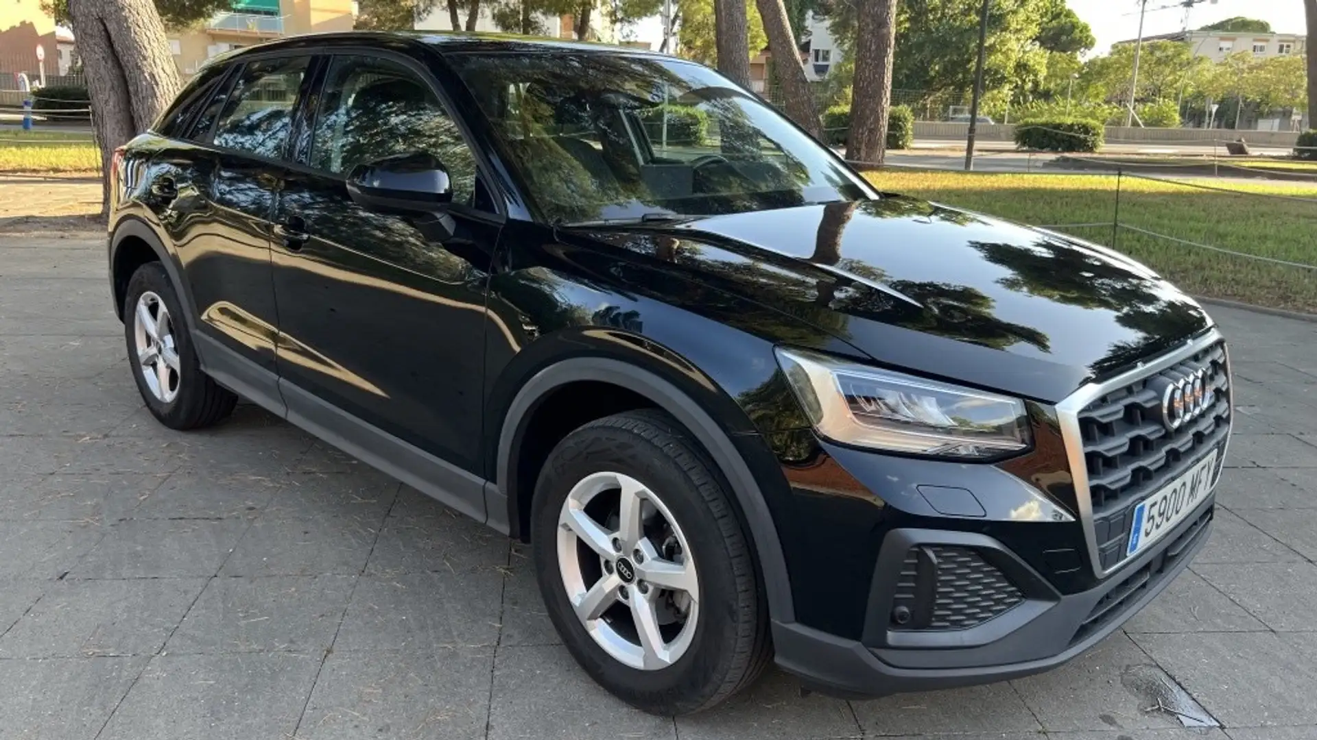Audi Q2 30 TDI Adrenalin S tronic 85kW Schwarz - 2