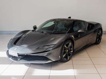 4.0 Hybrid DCT 4WD