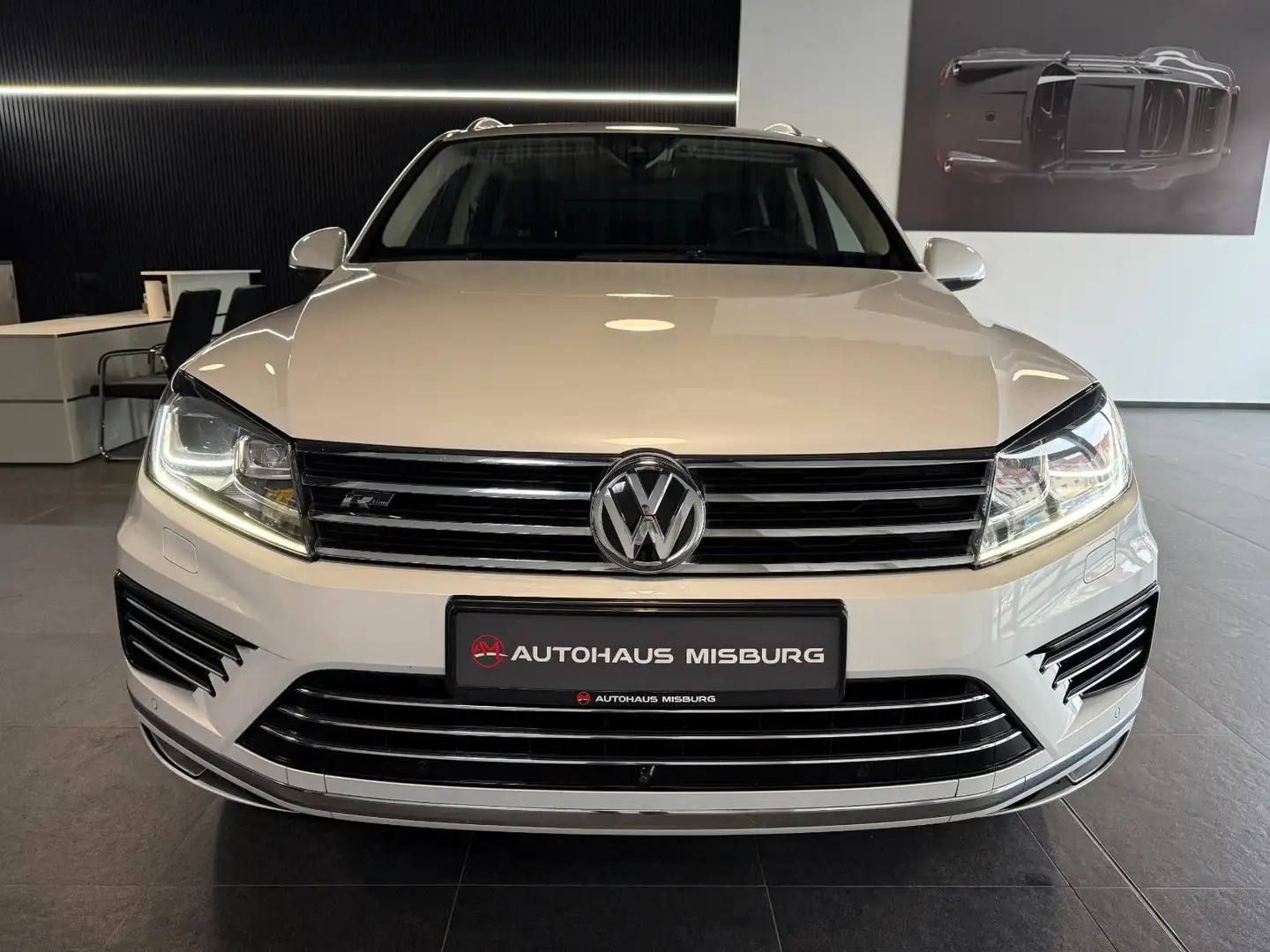 Volkswagen Touareg V6 TDI Executive Edition/Pano+Stand-Hzg Weiß - 2