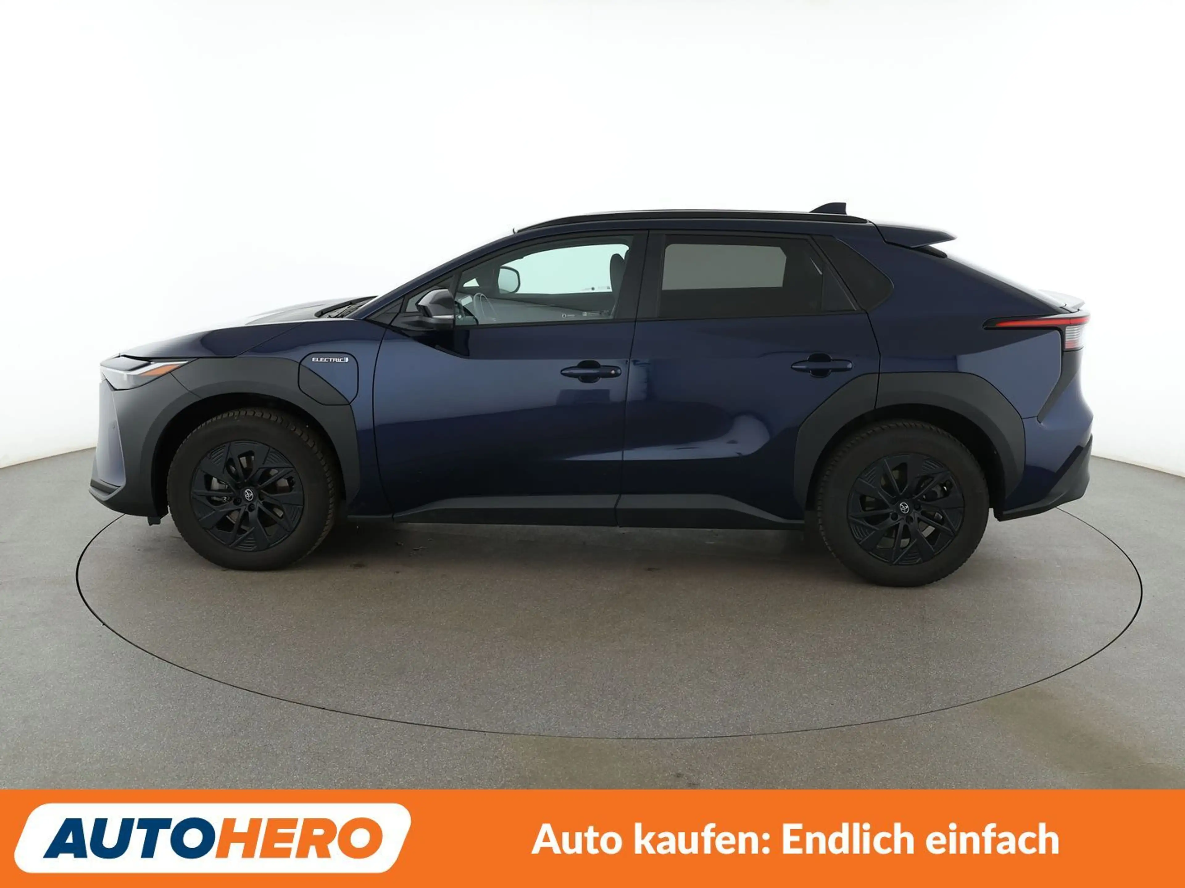 Toyota bZ4X electric drive 150 kW FWD Aut.*NAVI*LED*360* — photo 3