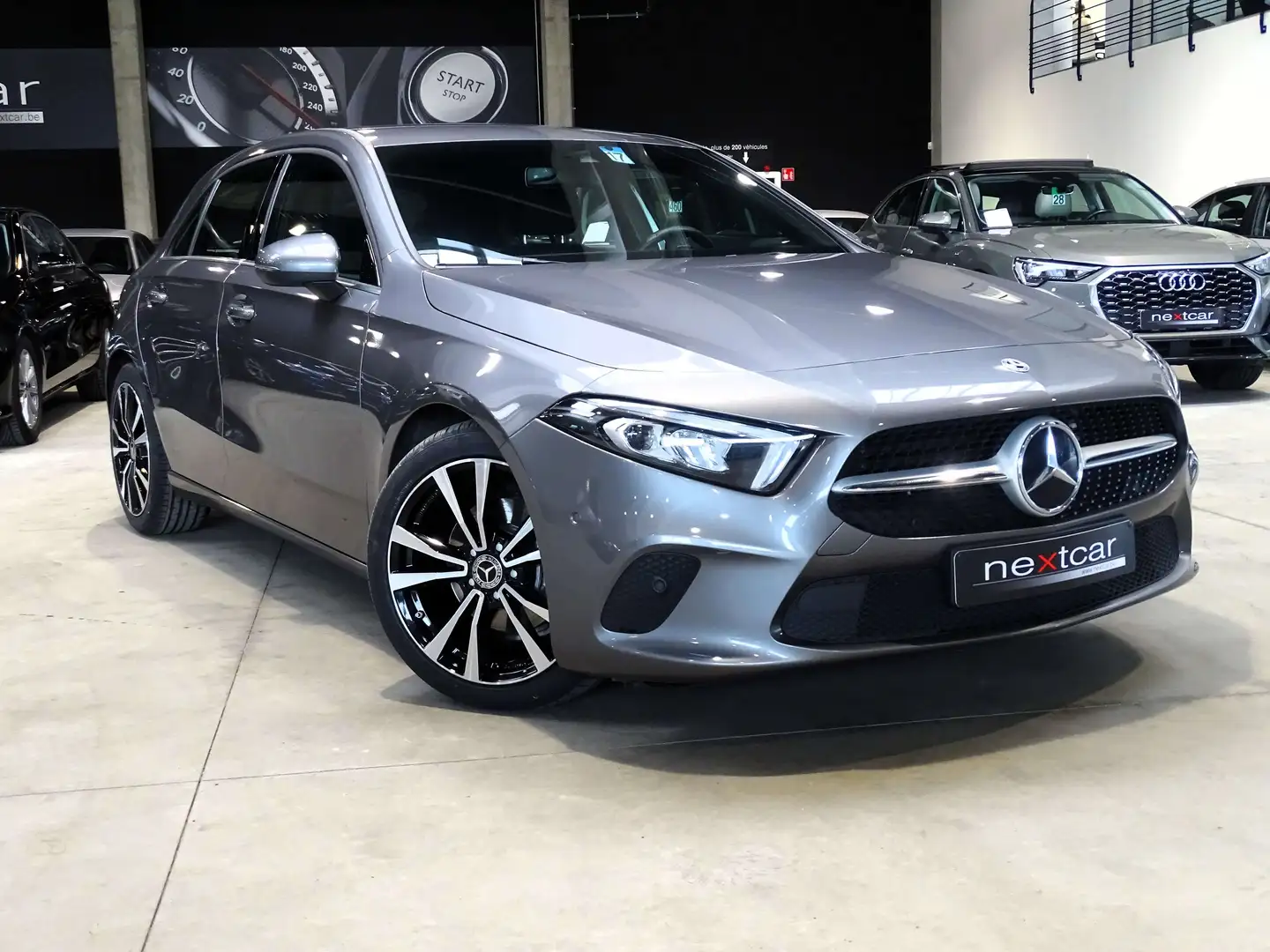 Mercedes-Benz A 180 d 7GTRONIC *FULL LED-NAVI-WIDESCREEN-PARKTRONIC* Argent - 2
