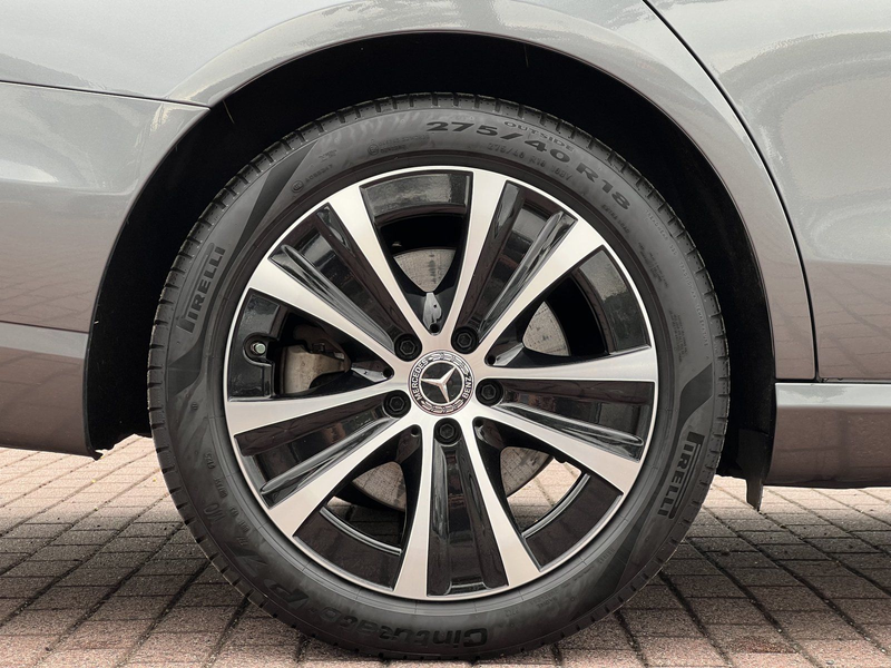Mercedes-Benz E 300 e Avantgarde TV+Massage+360°+JungeSterne ! — photo 9