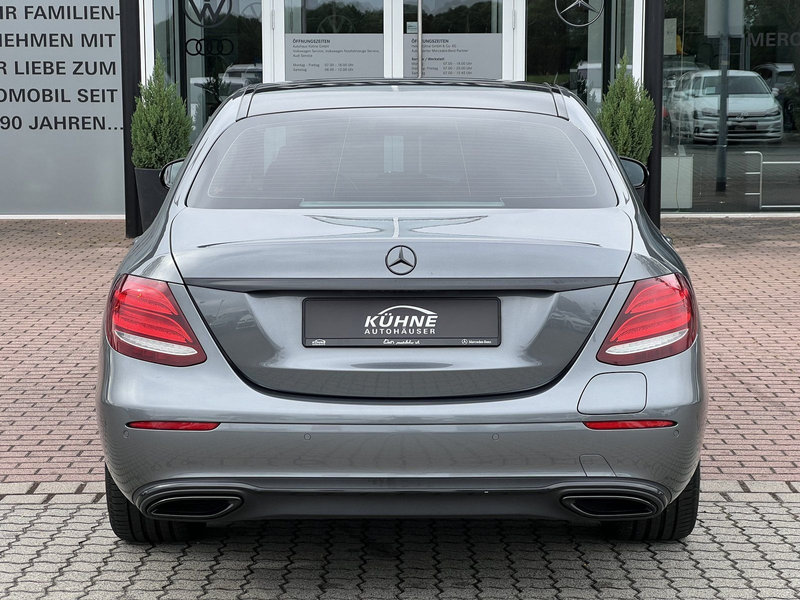 Mercedes-Benz E 300 e Avantgarde TV+Massage+360°+JungeSterne ! — photo 7