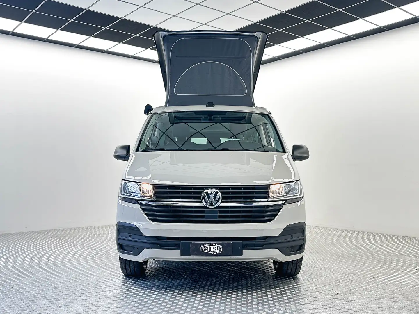 Volkswagen T6 California California 2.0 TDI 150CV Beach Camper Gris - 2