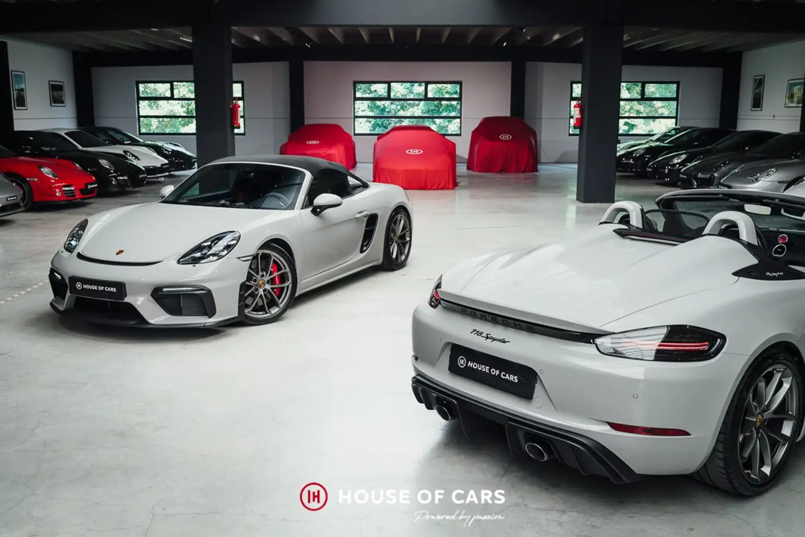 Porsche 718 Spyder PDK - Lots of X options - Chalk Grey - AS NEW Grau - 1