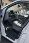 Volkswagen T5 Transporter Ehemaliger Rettungswagen Weiß - thumbnail 11