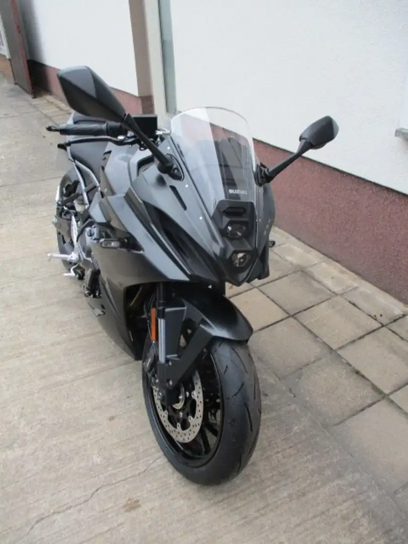 Suzuki GSX 8R Black - 2