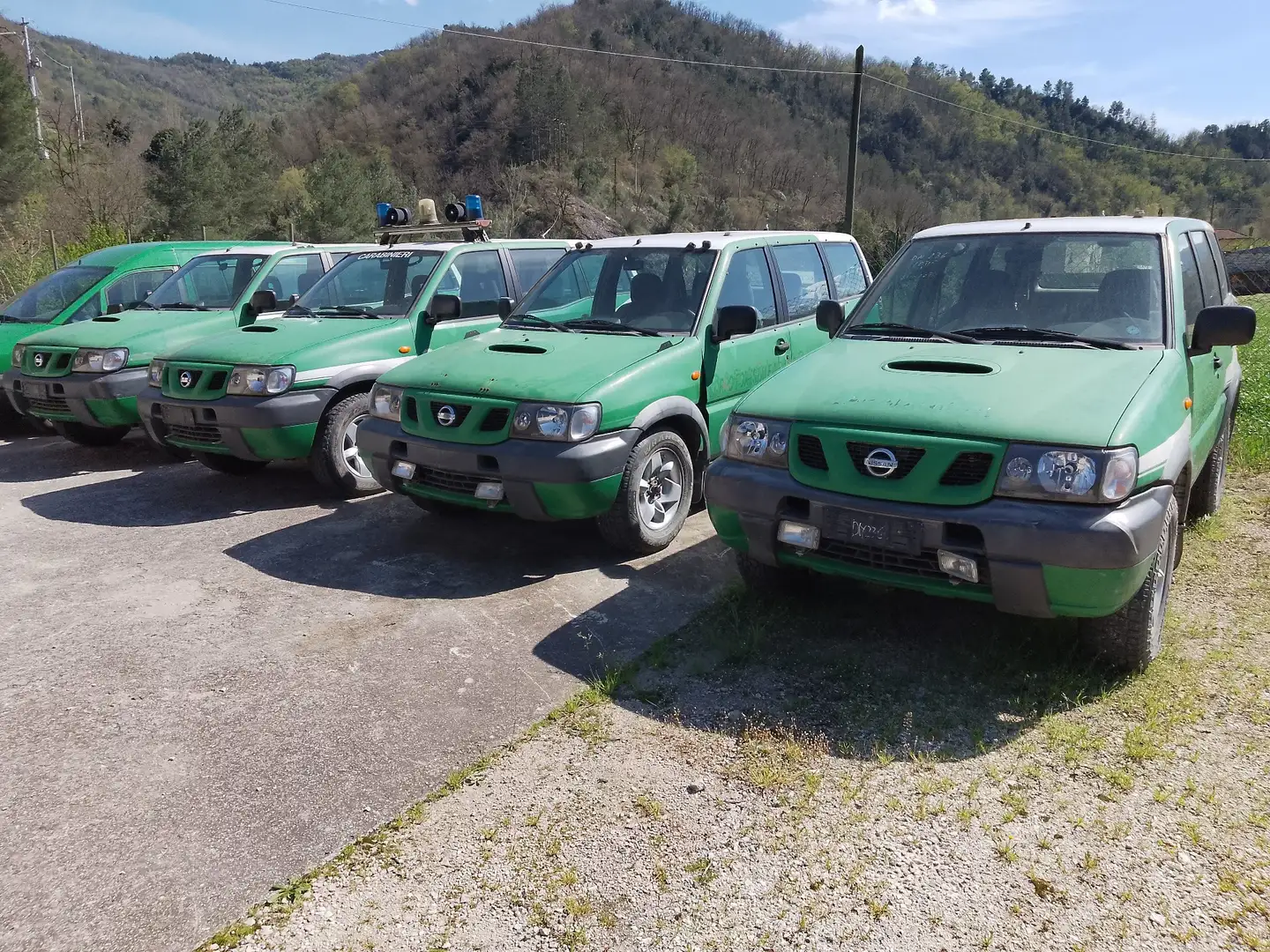 Nissan Terrano 5p 2.7 tdi - 1