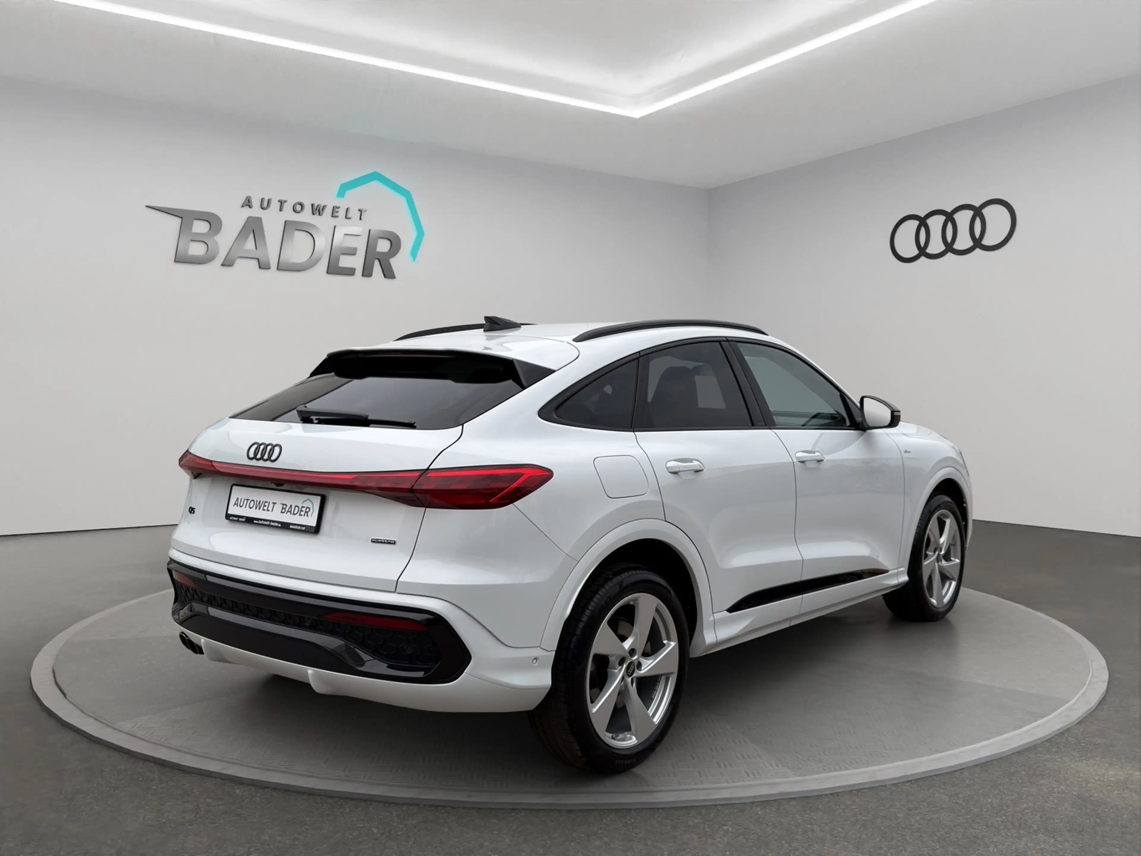Audi Q5 Sportback 2.0 TDI quattro S Line Matrix Navi 2MMI — photo 6