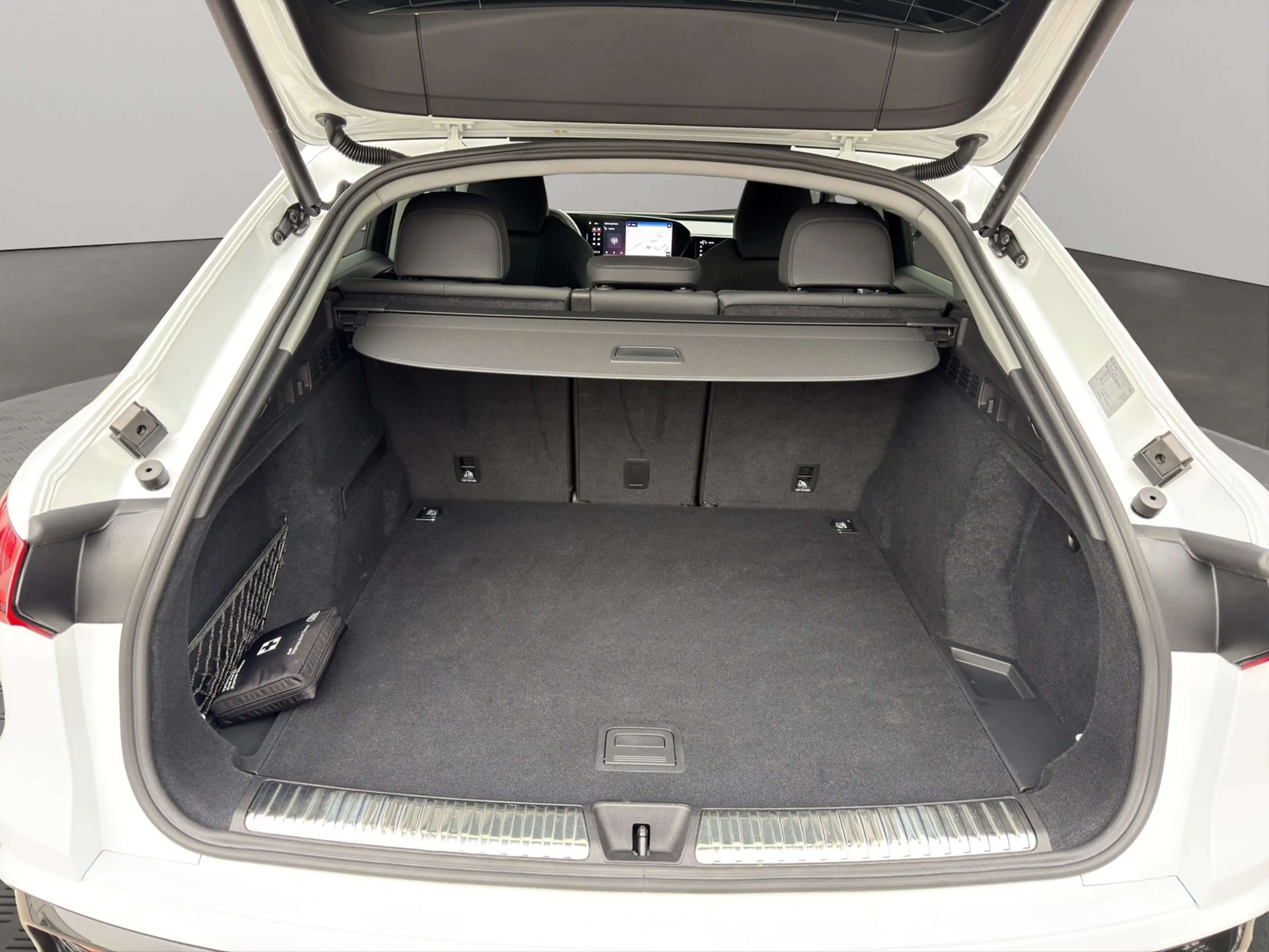 Audi Q5 Sportback 2.0 TDI quattro S Line Matrix Navi 2MMI — photo 18
