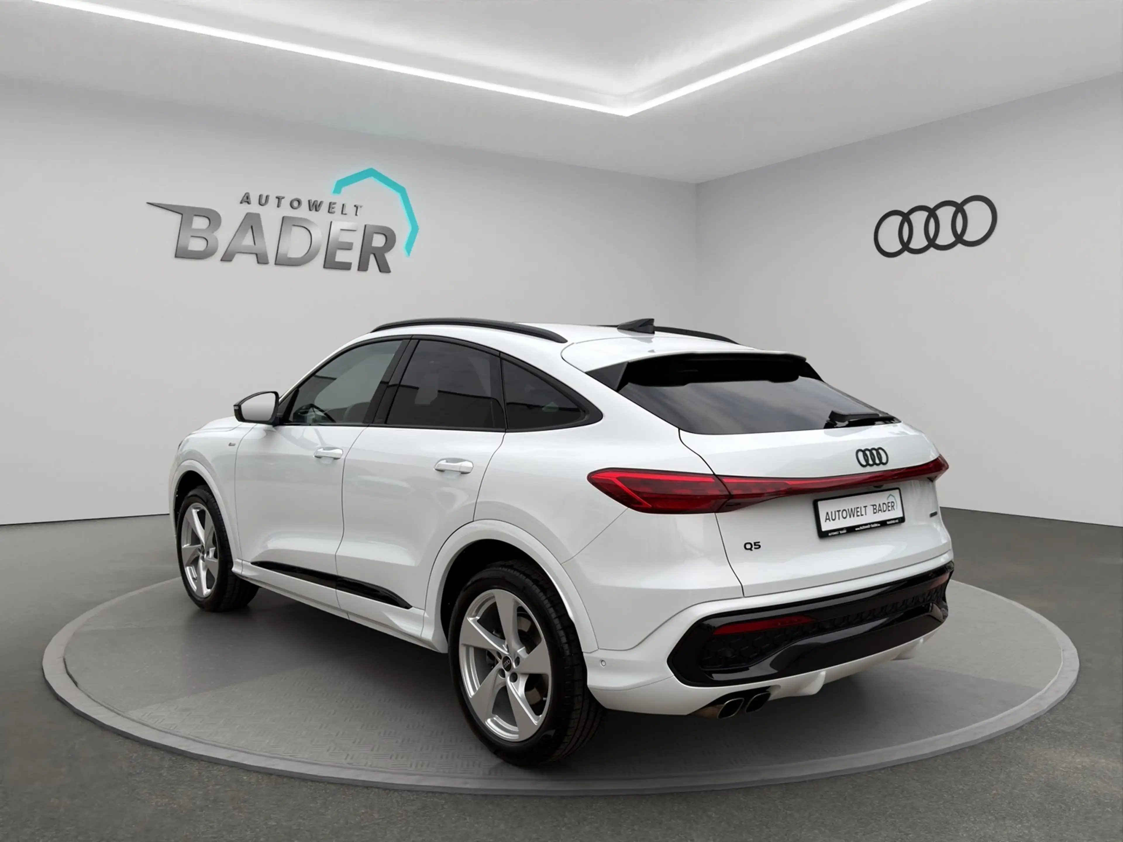 Audi Q5 Sportback 2.0 TDI quattro S Line Matrix Navi 2MMI — photo 4